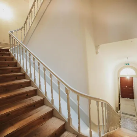 Guest Batalha Garden Appartement